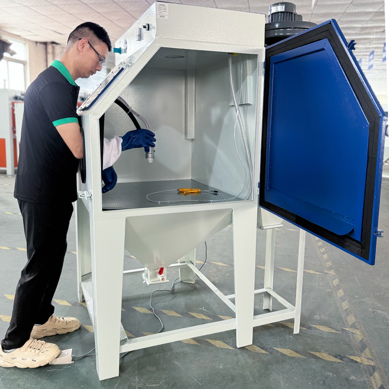 آلة السفع الرملي اليدوية الخال - مراجعة Sandblaster Cabinet وسعره