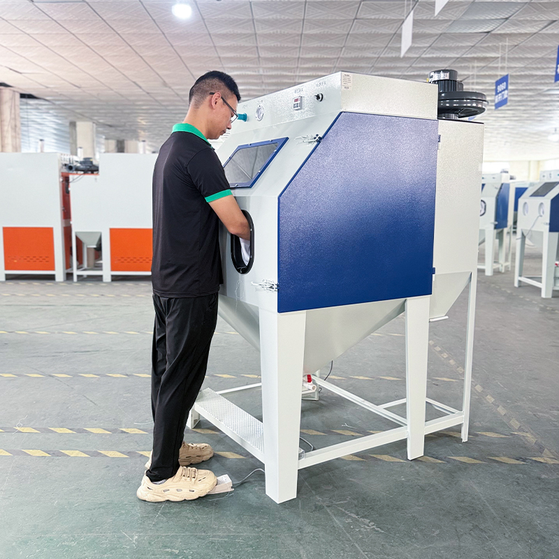 آلة السفع الرملي اليدوية الخال - مراجعة Sandblaster Cabinet وسعره